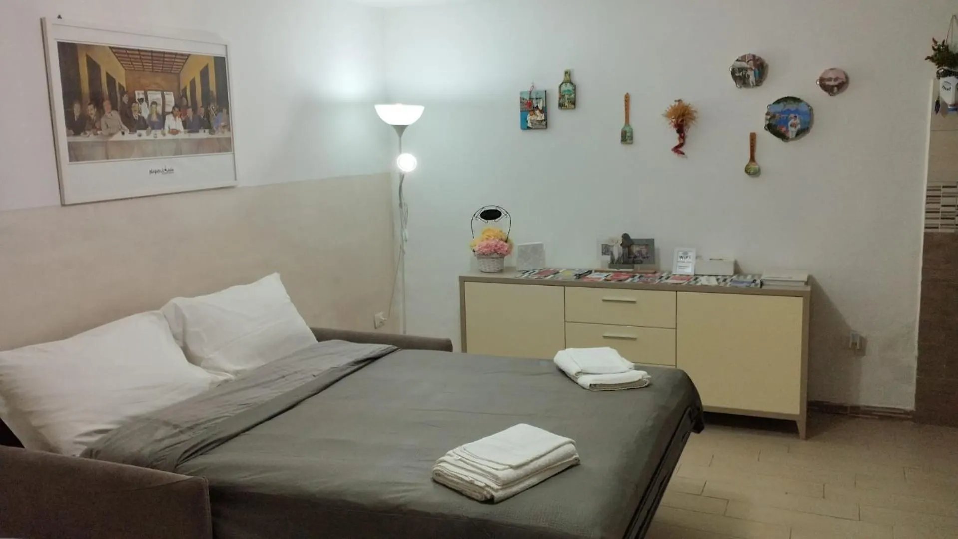 Апартаменты Maurizio E Alessia House Неаполь